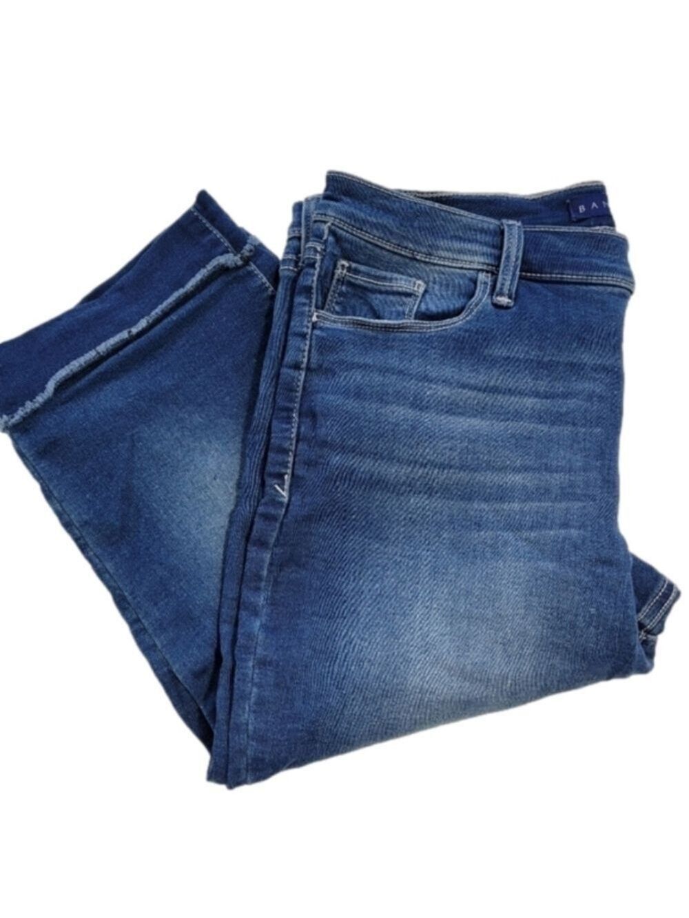 EUC Bandolino Thea Highwaisted Cropped Jeans Size 10